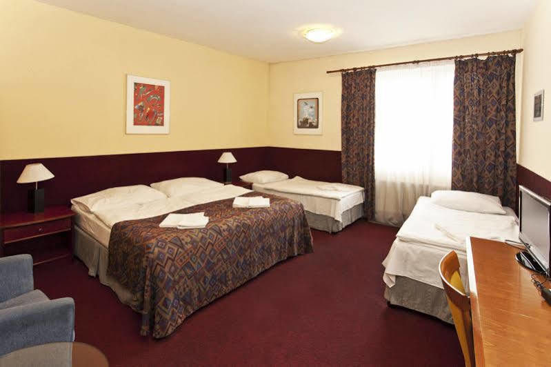 A Plus Hotel & Hostel Πράγα Εξωτερικό φωτογραφία